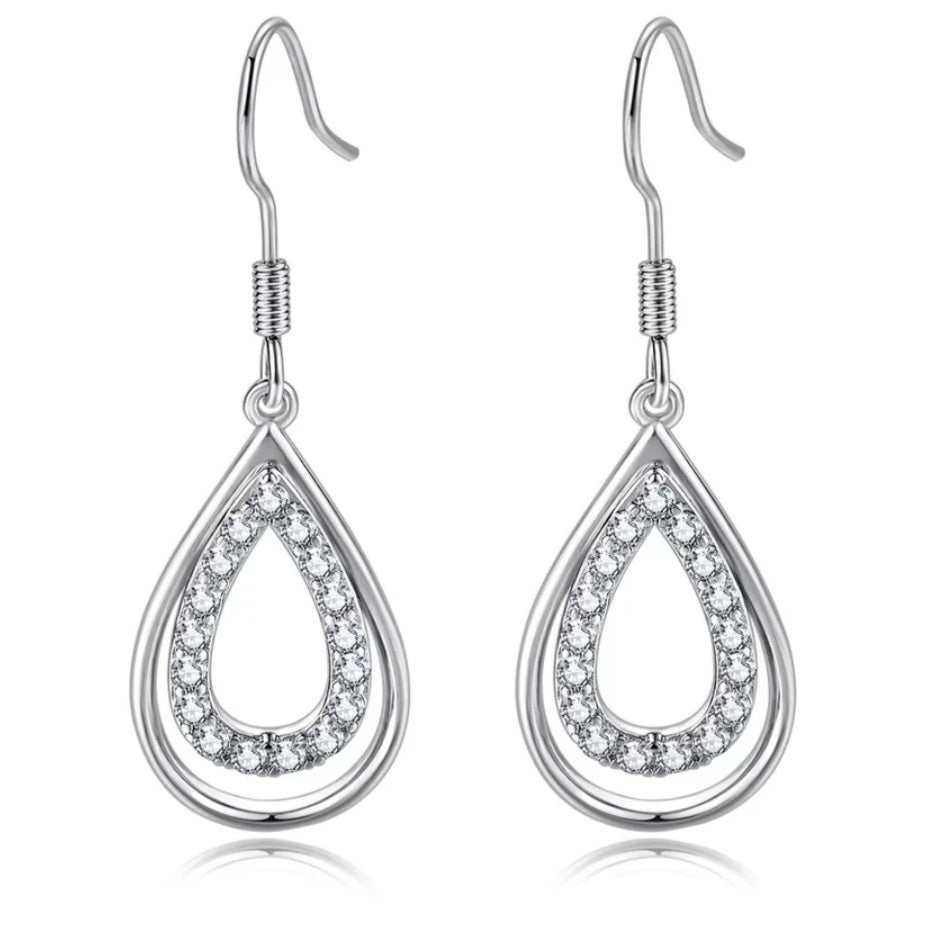 18k Gold Waterdrop Cubic Zirconia Earrings