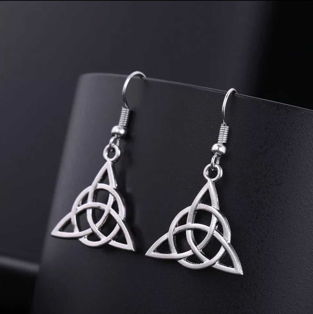 Celtic Triquetra Knot Earrings