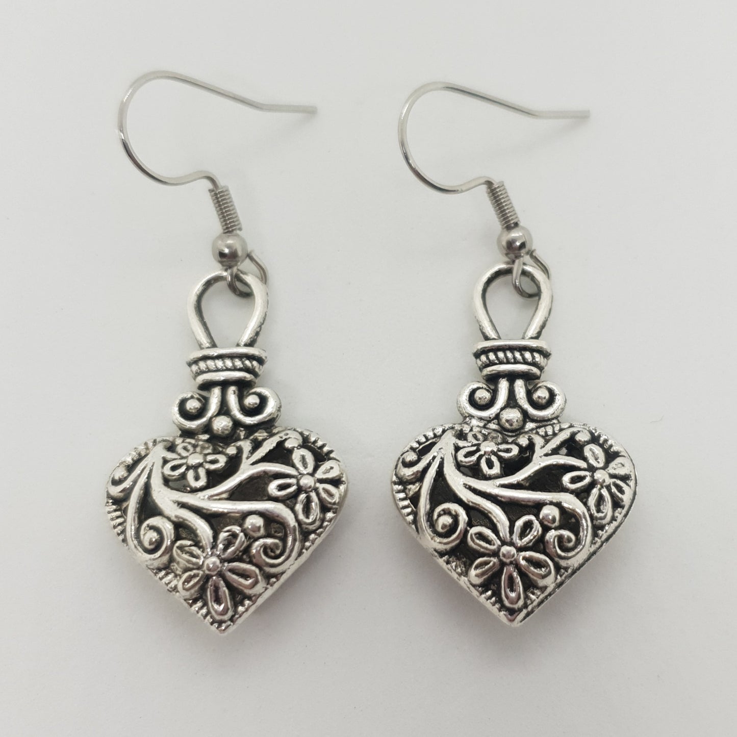 Antique 3D Filigree Heart Earrings