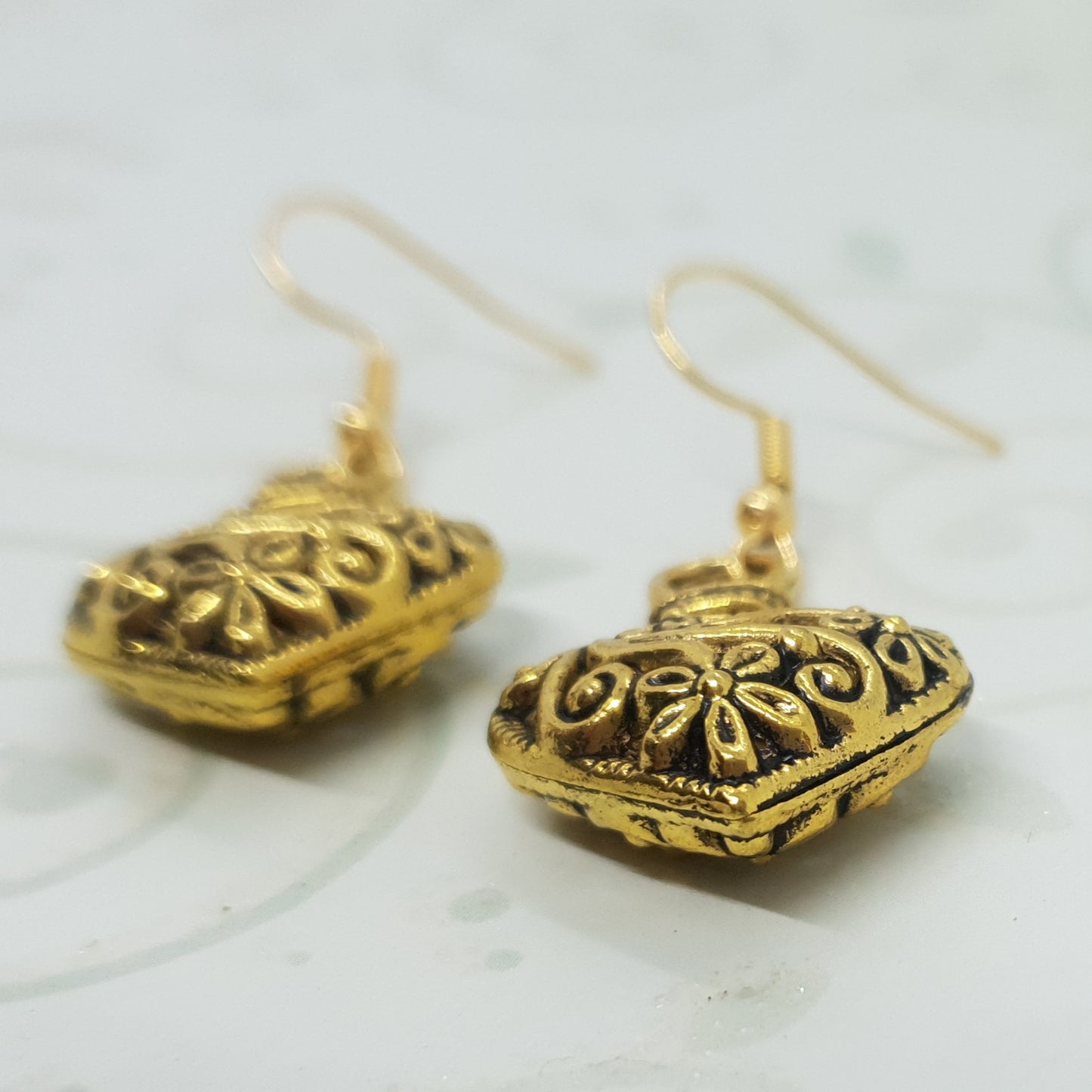 Antique 3D Filigree Heart Earrings