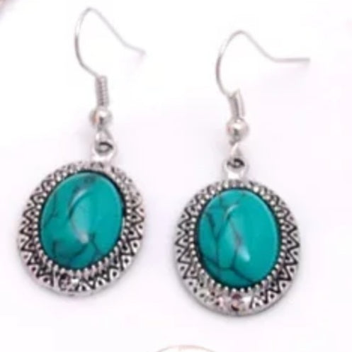 Vintage Tibetan Silver Green Stone Earrings Necklace Bracelet Set