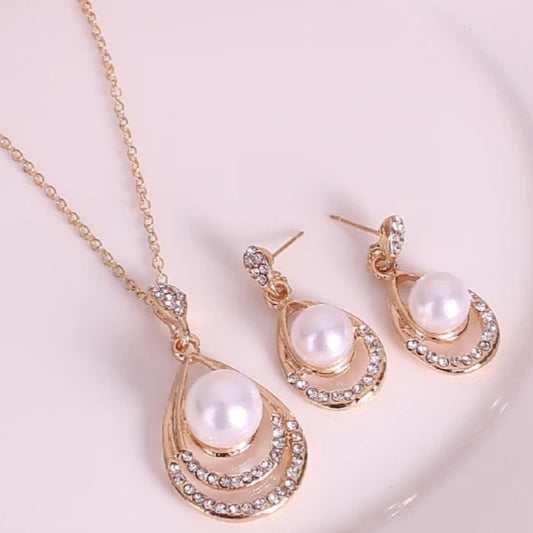 Simulated-Pearl Crystal Water Drop Earring Necklace Set