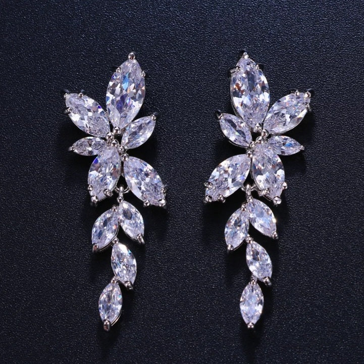 Luxury Sparkling Leaves Jewellery Set