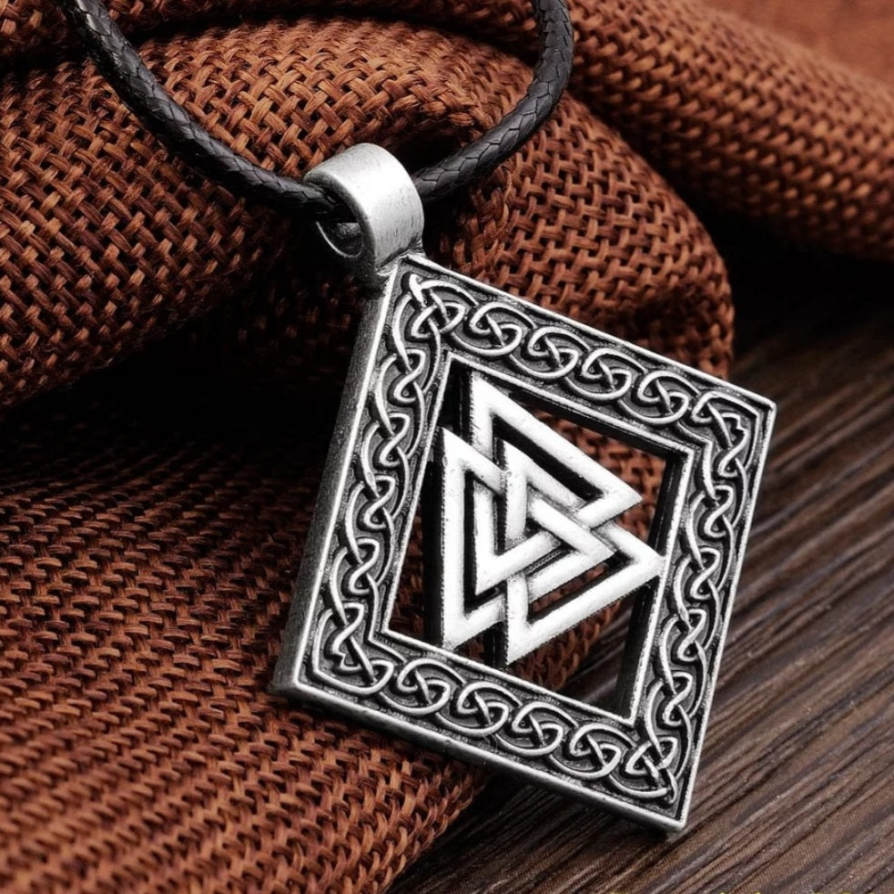 Valknut Odin's Knot Necklace