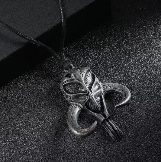 Mandalorian Mythosaur Skull Necklace