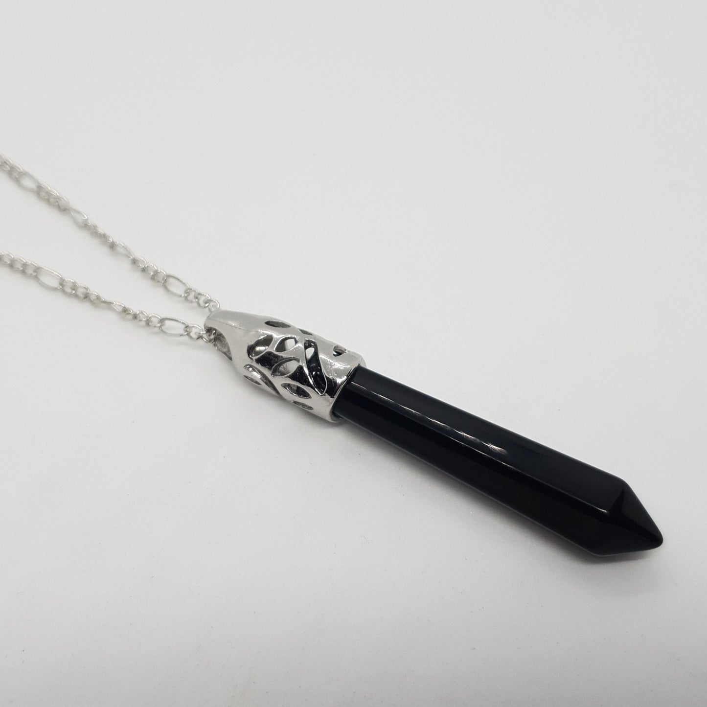 Black Onyx Hollow Carved Pillar Necklace