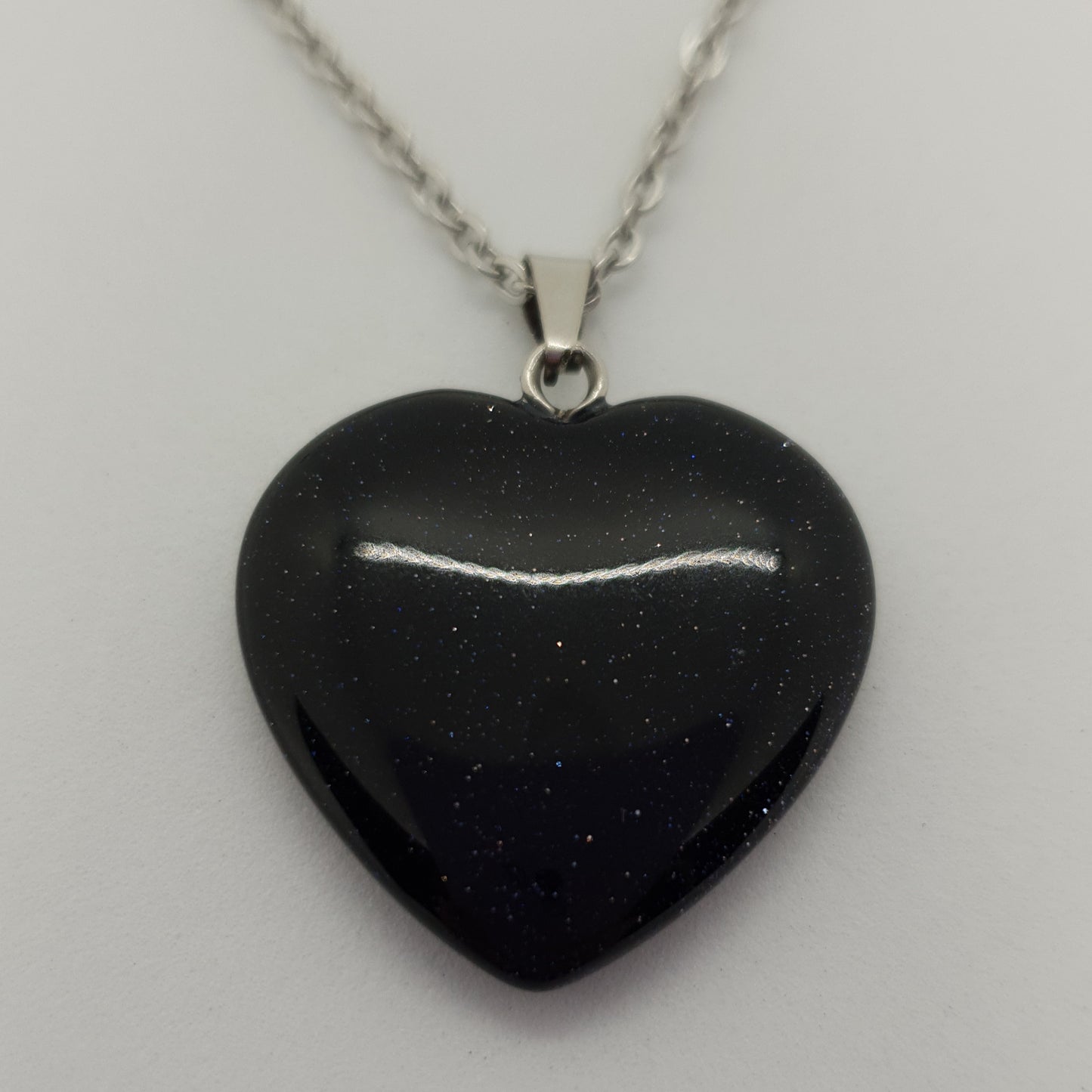 25mm Natural Heart Stone Pendant Necklace