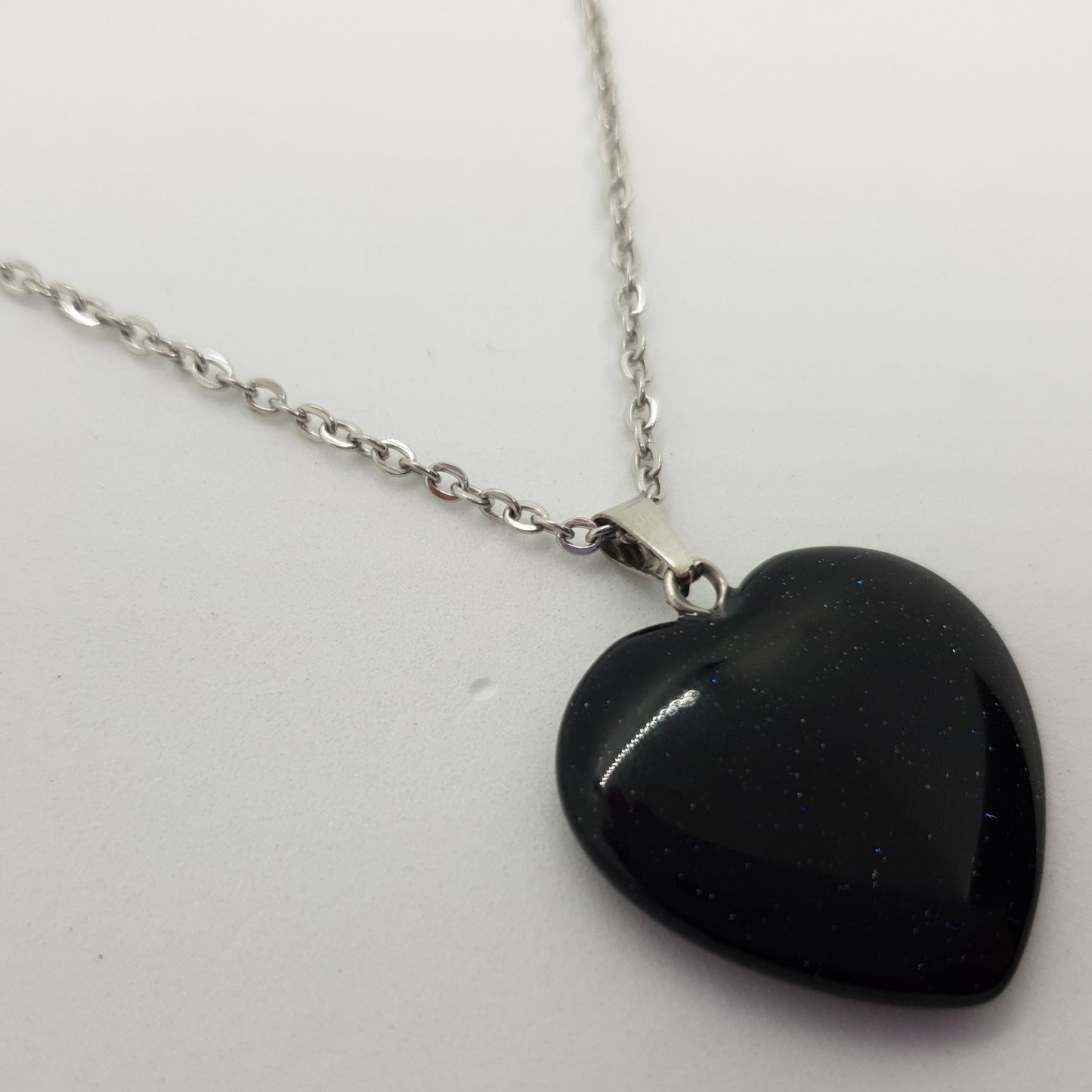 25mm Natural Heart Stone Pendant Necklace