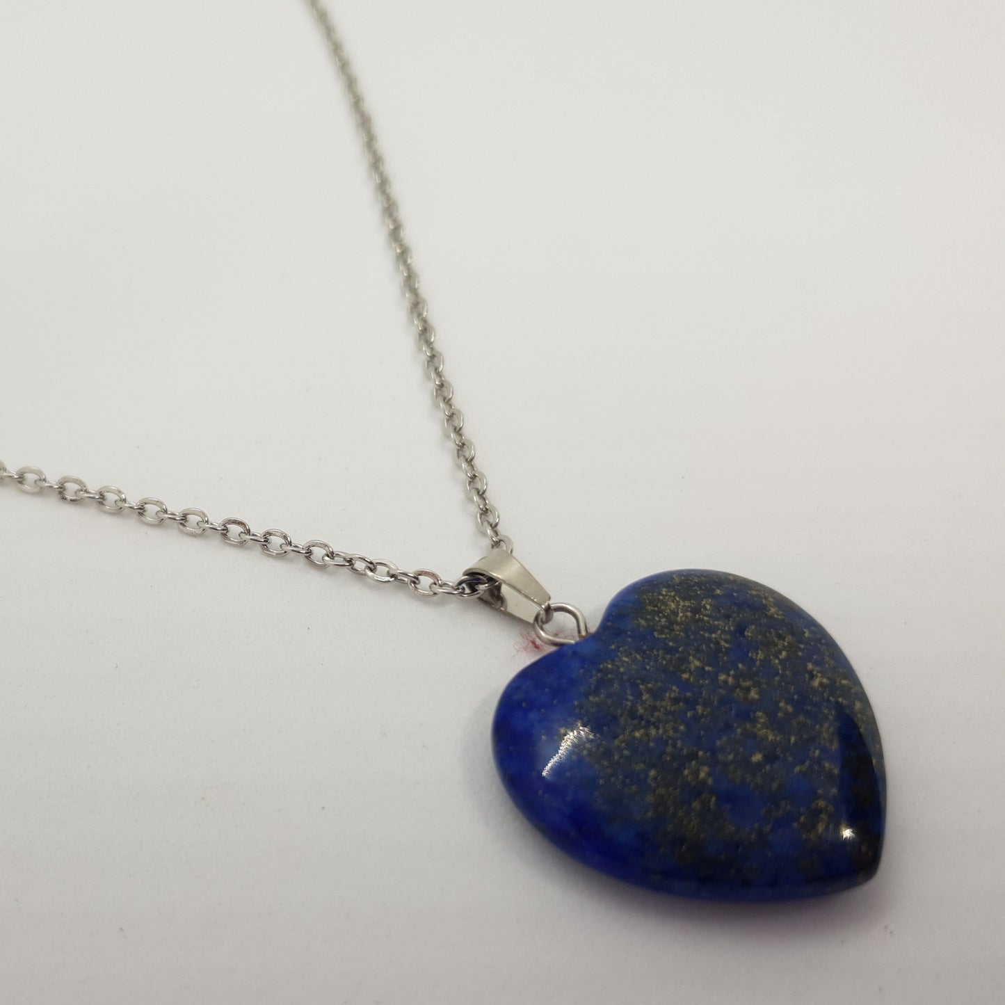 25mm Natural Heart Stone Pendant Necklace