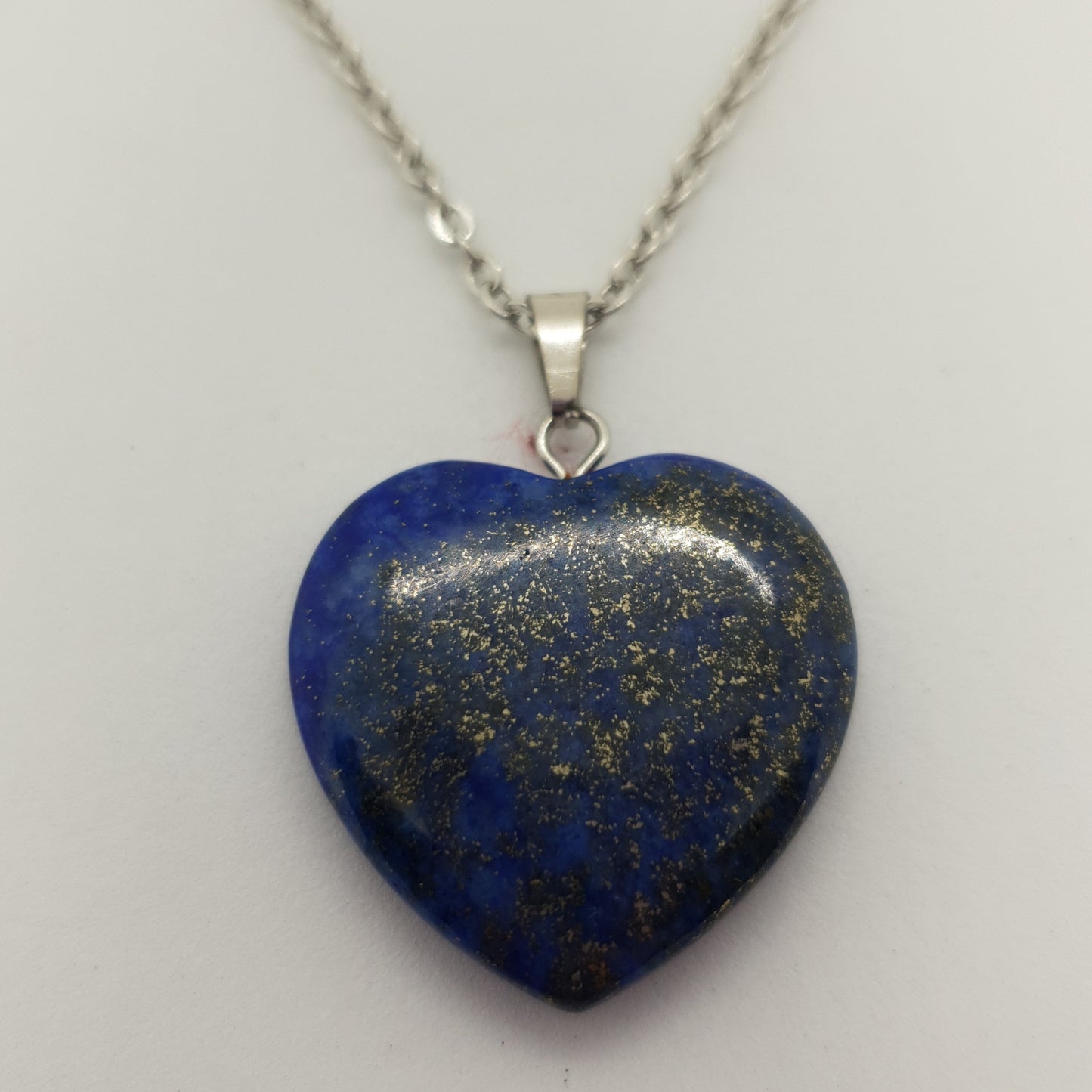 25mm Natural Heart Stone Pendant Necklace