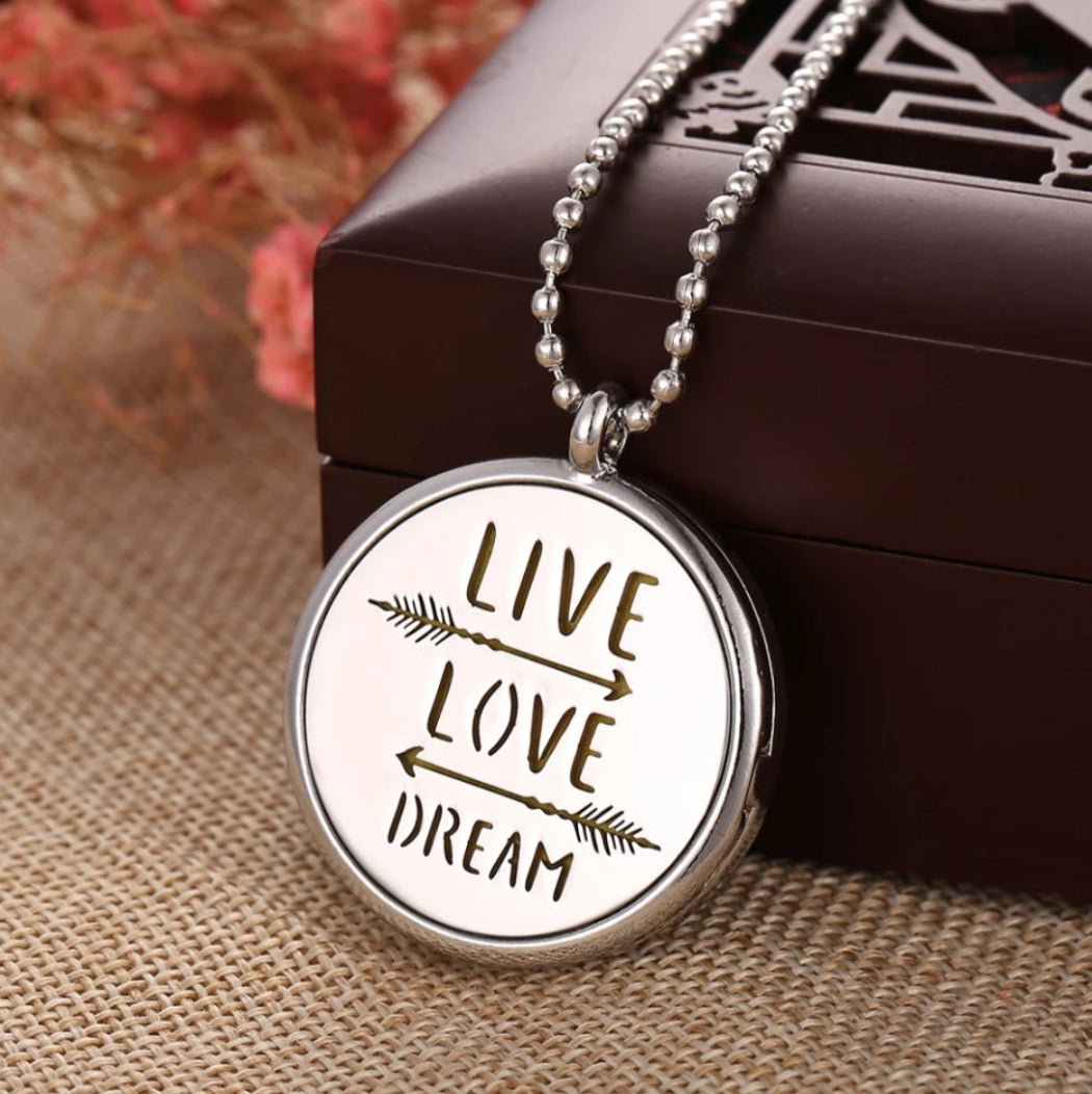 Aromatherapy Perfume Diffuser Locket Necklace