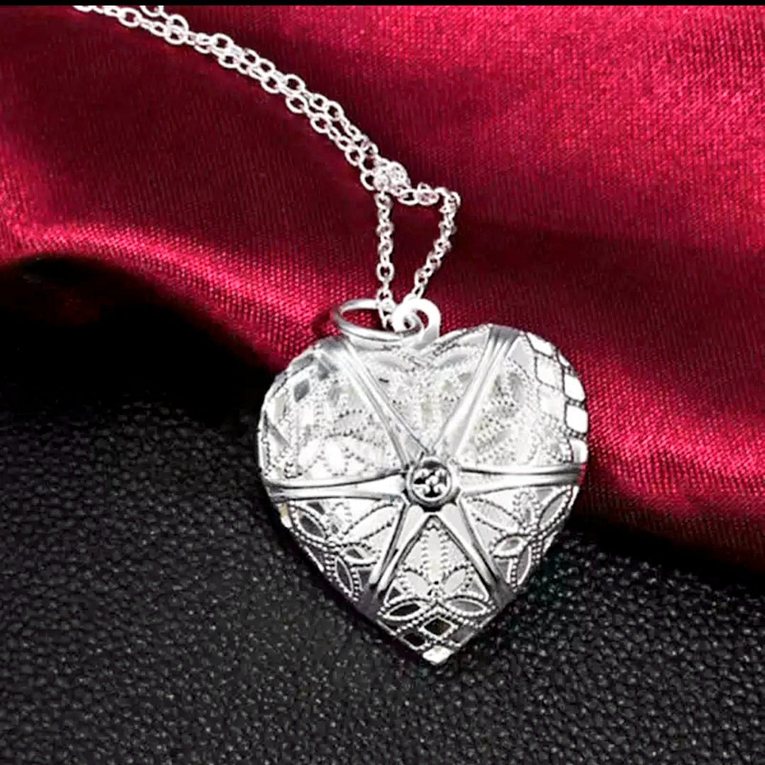 Silver Romantic Love Heart Photo Memory Locket Necklace