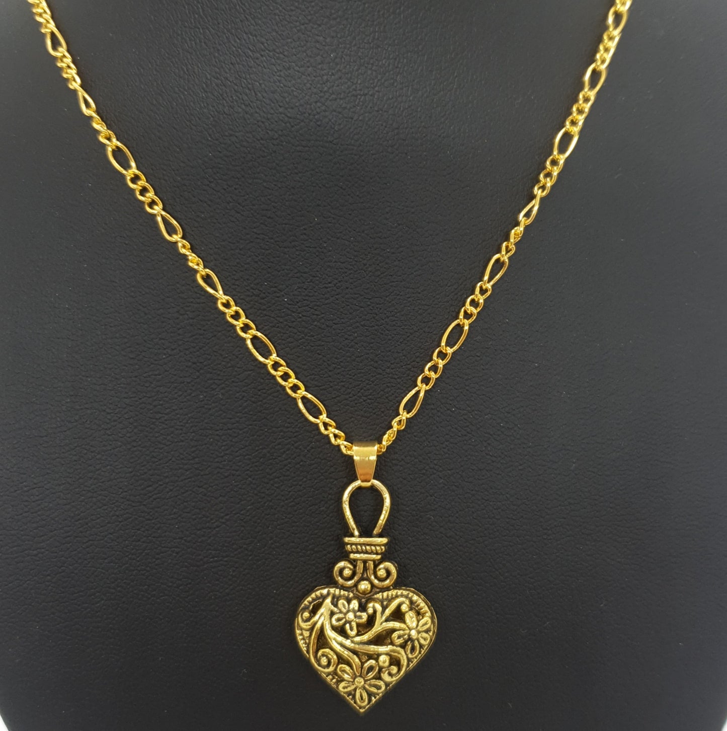 Antique 3D Filigree Heart Pendant Necklace