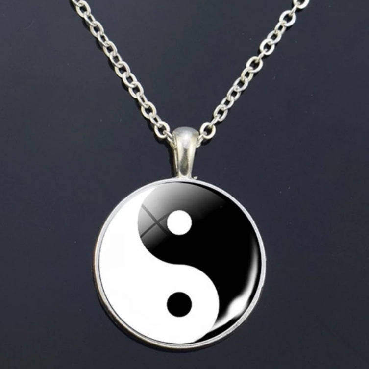 Vintage Silver Yin Yang Glass Dome Necklace