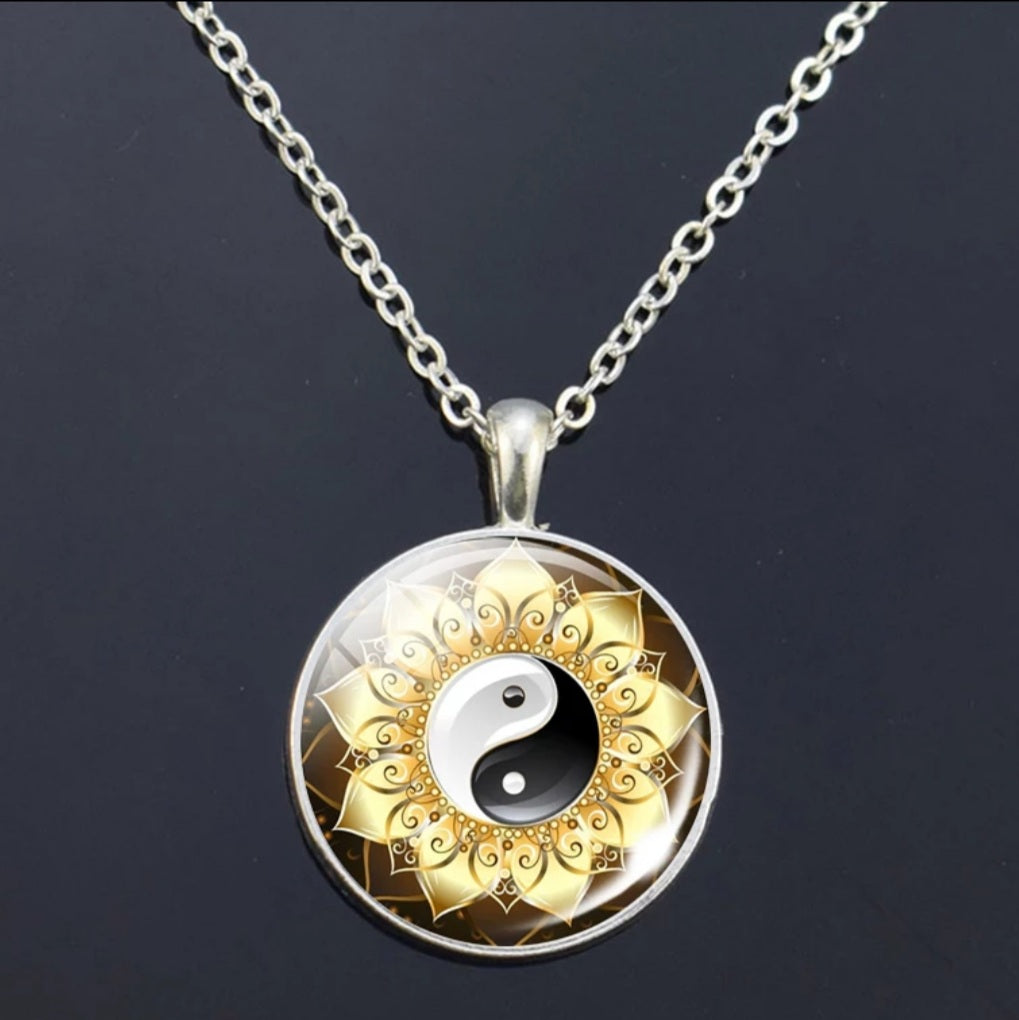 Vintage Silver Yin Yang Glass Dome Necklace