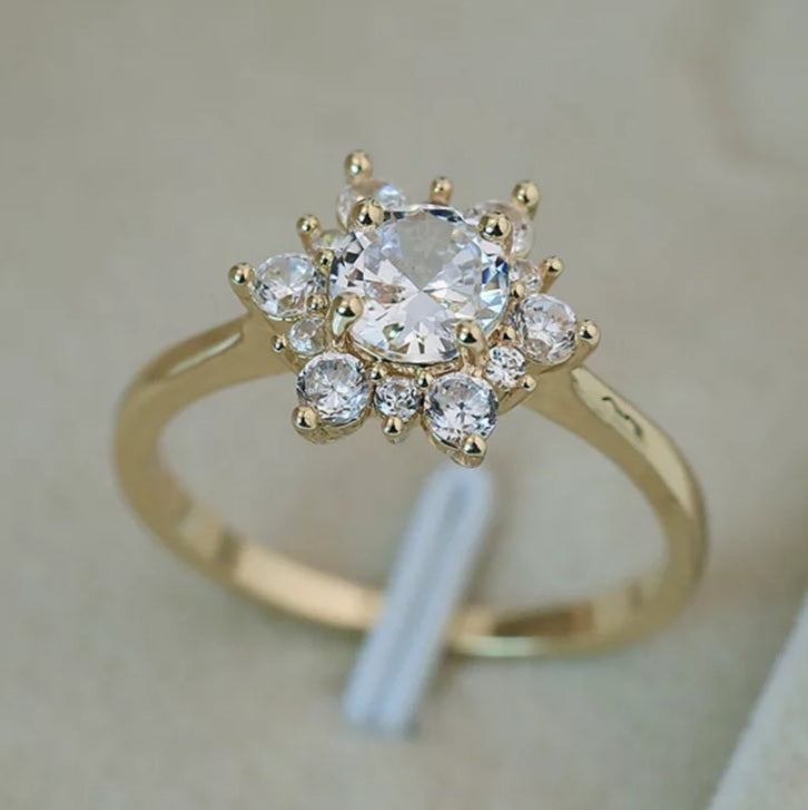 Dazzling Snowflake Cubic Zirconia Ring