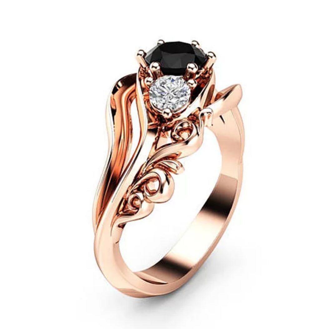 Rose Gold Unique Twist Black Witch Ring