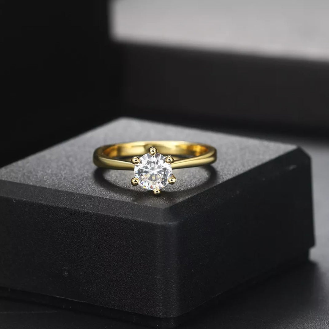 Shades Of Gold 1 Carat Cubic Zirconia Ring