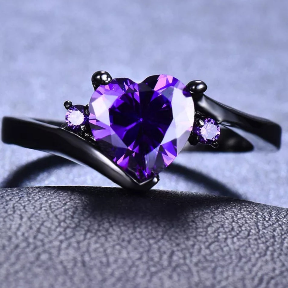 Black Cubic Zirconia Heart Ring