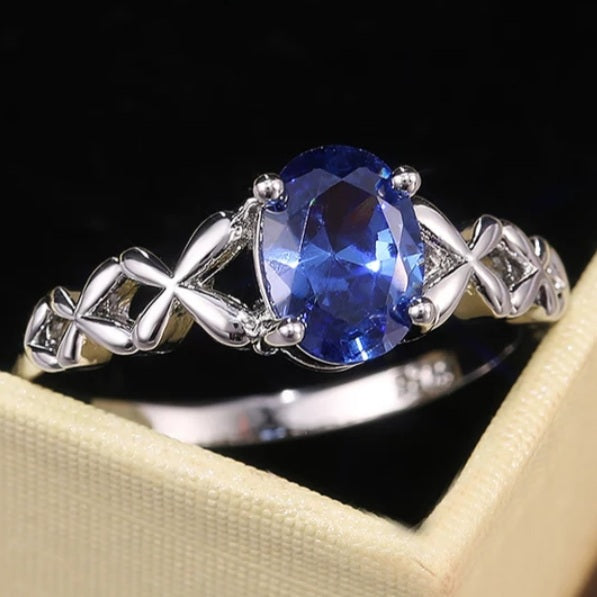 Silver Luxury Deep Blue Classic Cubic Zirconia Twist Ring