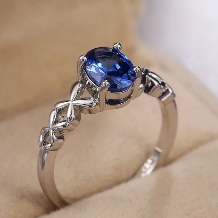 Silver Luxury Deep Blue Classic Cubic Zirconia Twist Ring