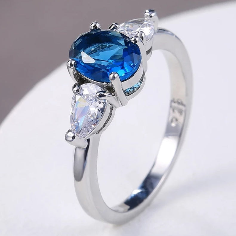 Silver Simple Elegant Blue Cubic Zirconia Ring